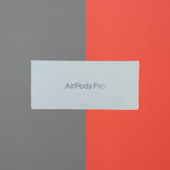 Apple AirPods Pro ANC with Charging Case - Picture 5 of 5